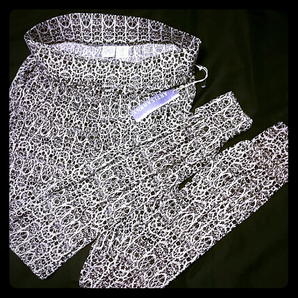 Artisan NY Boho soft strechy pants